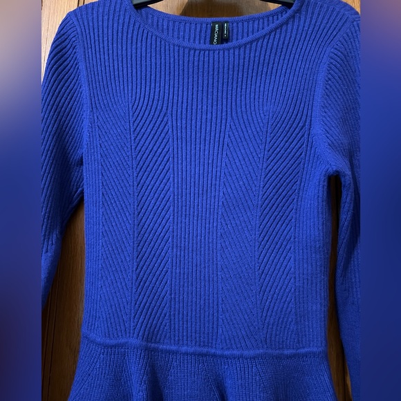 Marciano Women’s Long Sleeve Royal Blue Peplum Sweater Size Small Looks Like New - Picture 4 of 7
